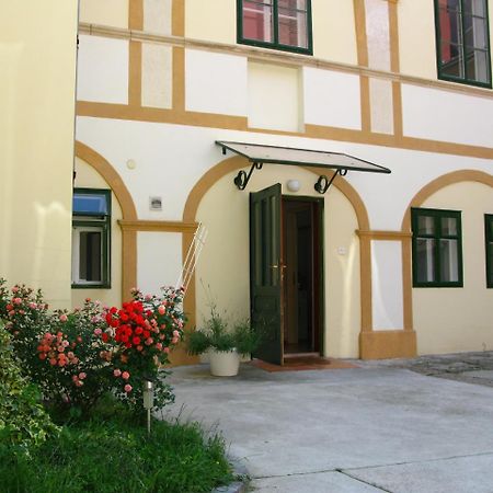 Baroque Appartement Zagreb Buitenkant foto